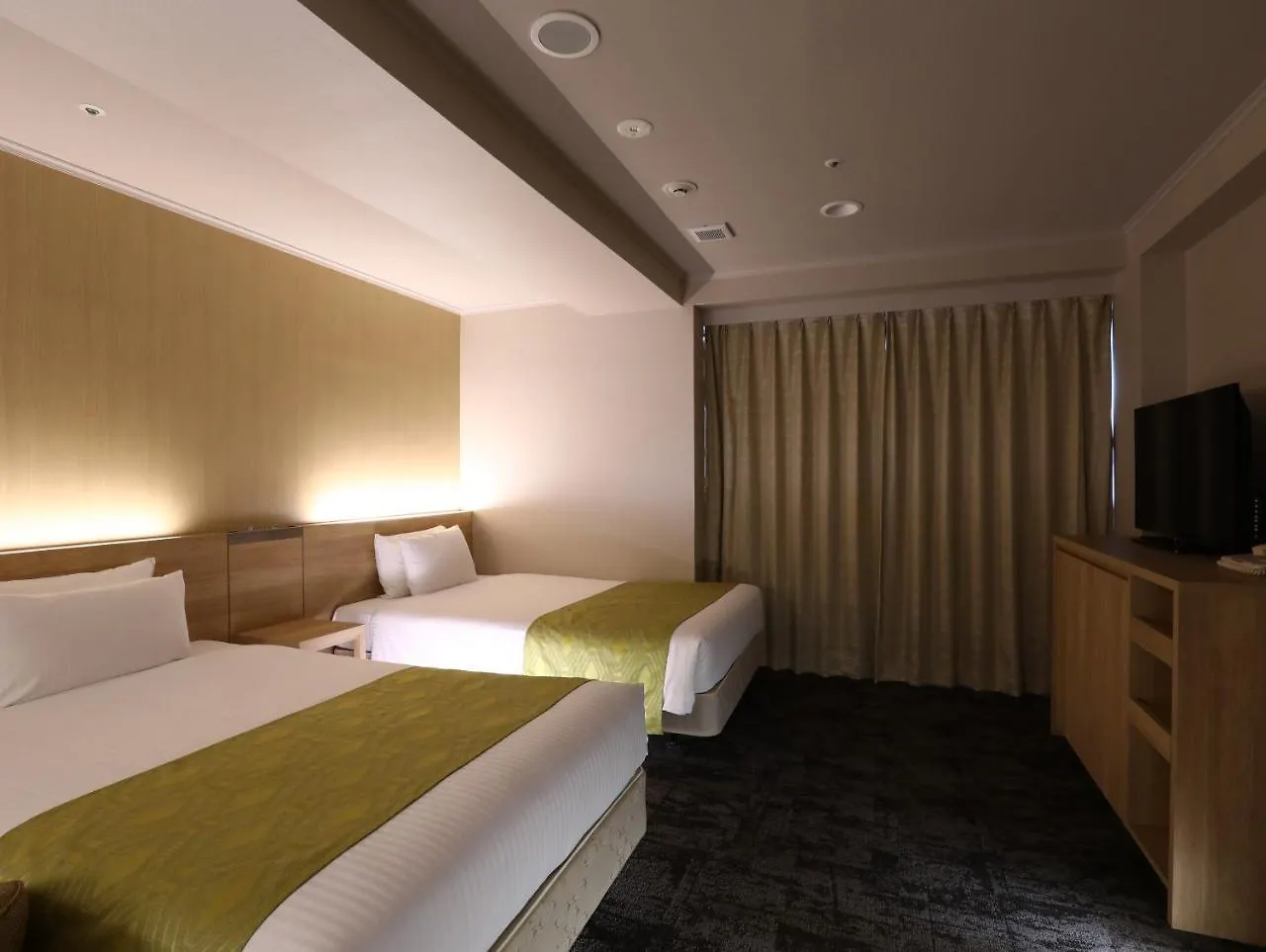 Hotel Hokke Club Kyoto 3*,